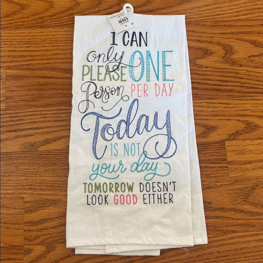 Brand new whimsical flour hand towel